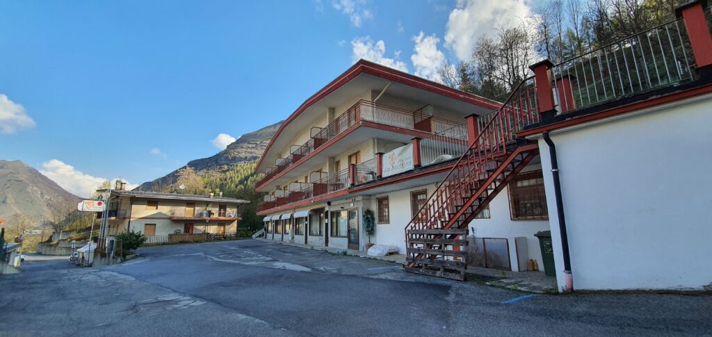 Fotografia 2 di Hotel 3 Stelle in vendita nel cuore delle alpi marittime – ENTRACQUE