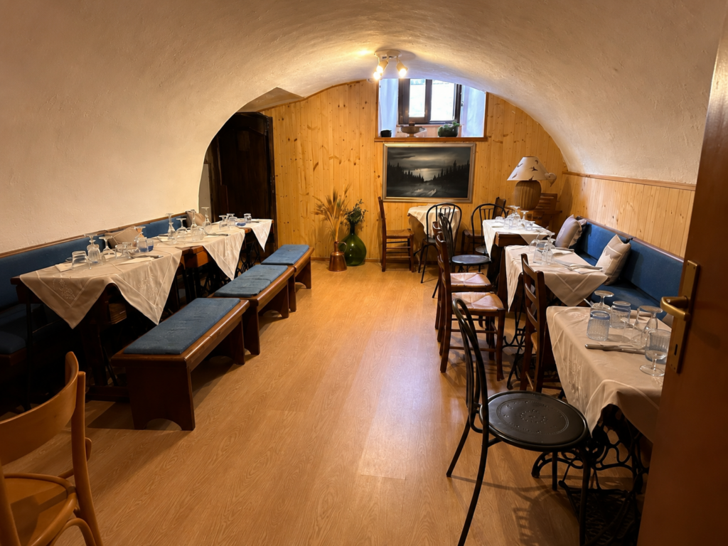Fotografia 5 di Locanda Spada Reale di Frassino| Cedesi attività